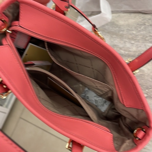 Michael Kors Jet Set Travel XS Carryall Tote Top Zip Tote Grapefruit - Picture 6 of 16